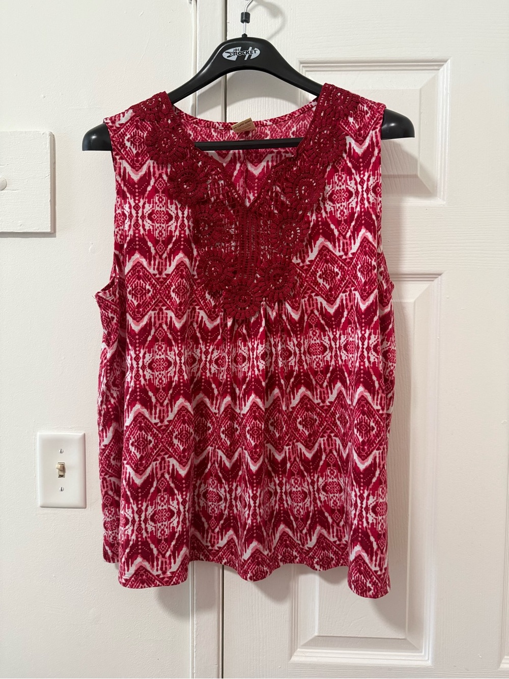 Faded Glory Red and White Crochet-Trim Sleeveless Top